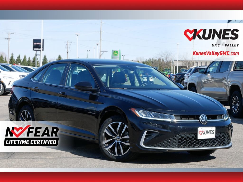 Used 2025 Volkswagen Jetta SE