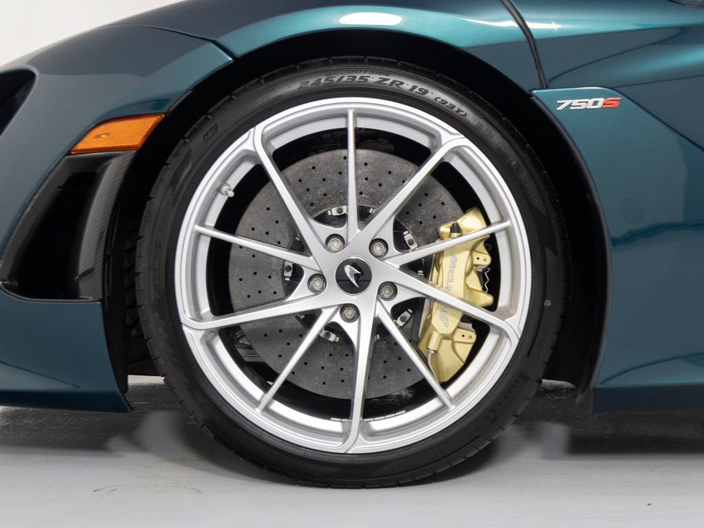 Used 2025 McLaren 750S photo 9