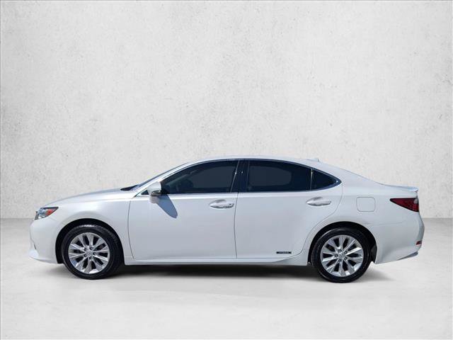 2015 Lexus ES 300h