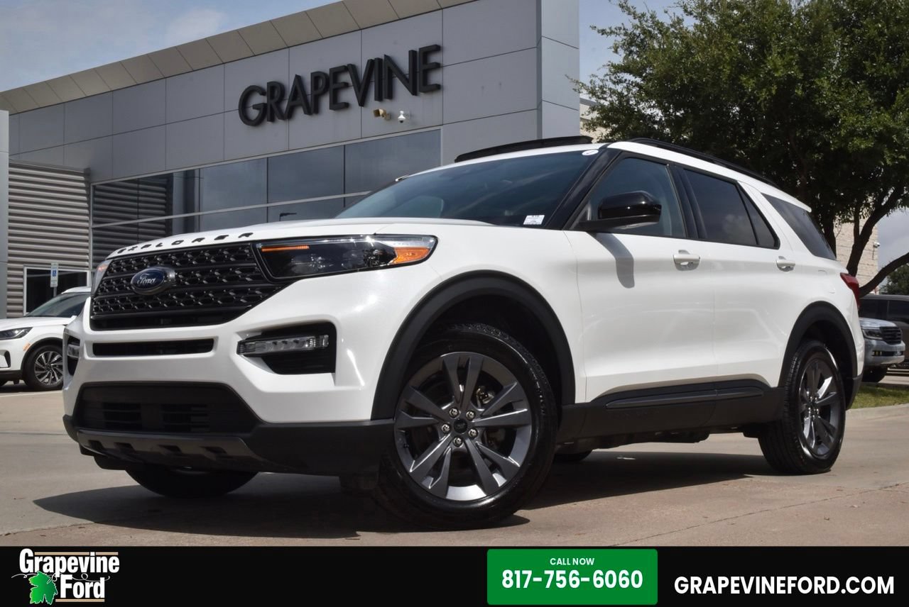 Certified 2024 Ford Explorer XLT w/ Equipment Group 202A