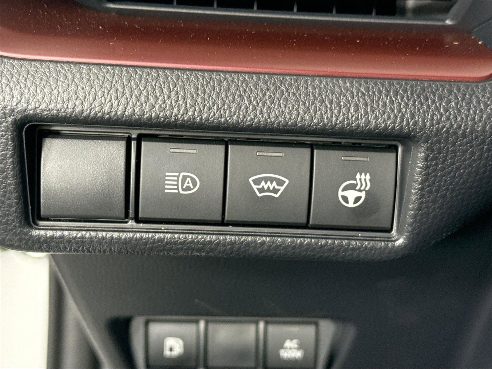 2025 Toyota Prius Plug-In Hybrid