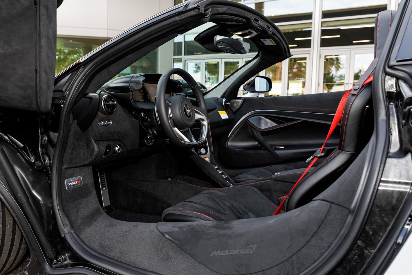 Used 2026 McLaren 750S Spider photo 32
