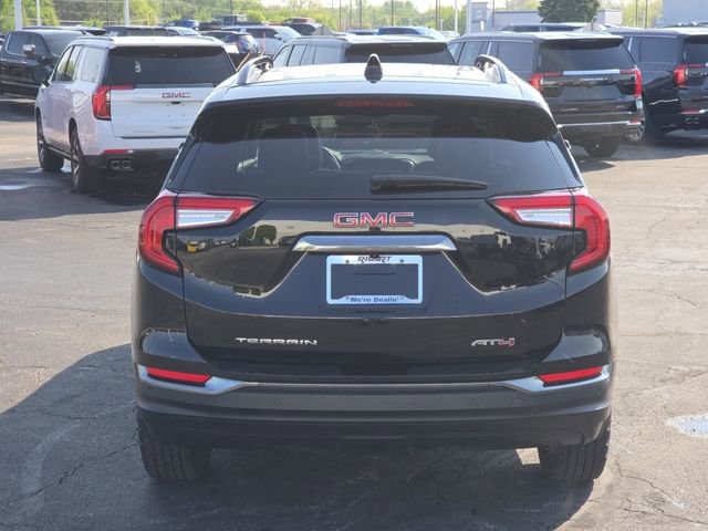 2023 GMC Terrain AT4