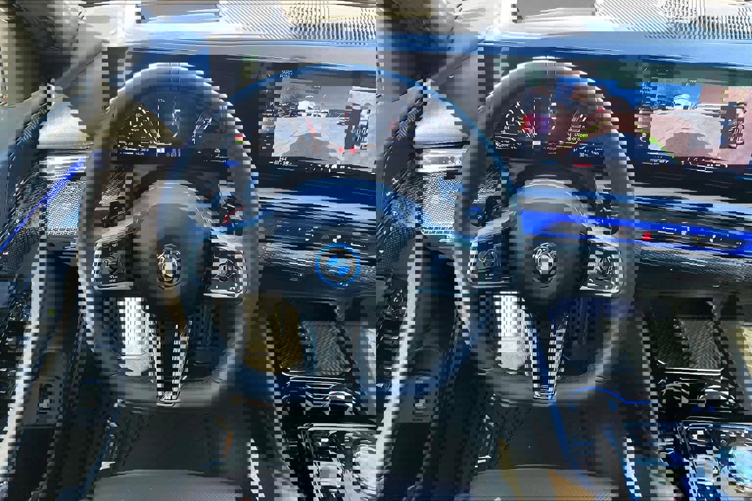 2026 BMW 550e xDrive