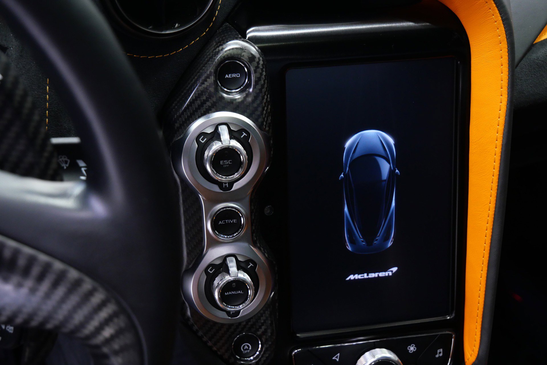 Used 2022 McLaren 720S Performance photo 17