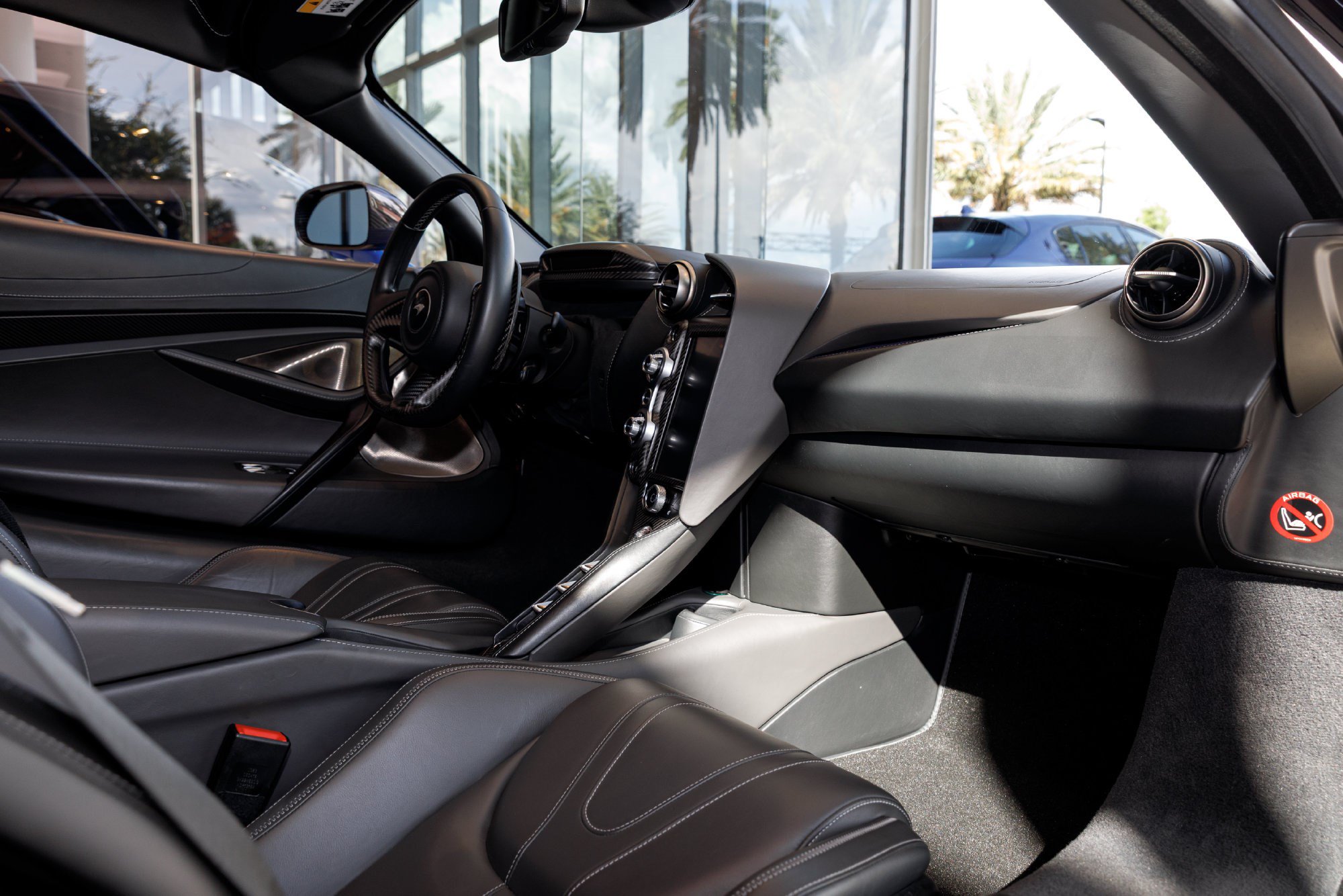 Used 2019 McLaren 720S Luxury photo 30
