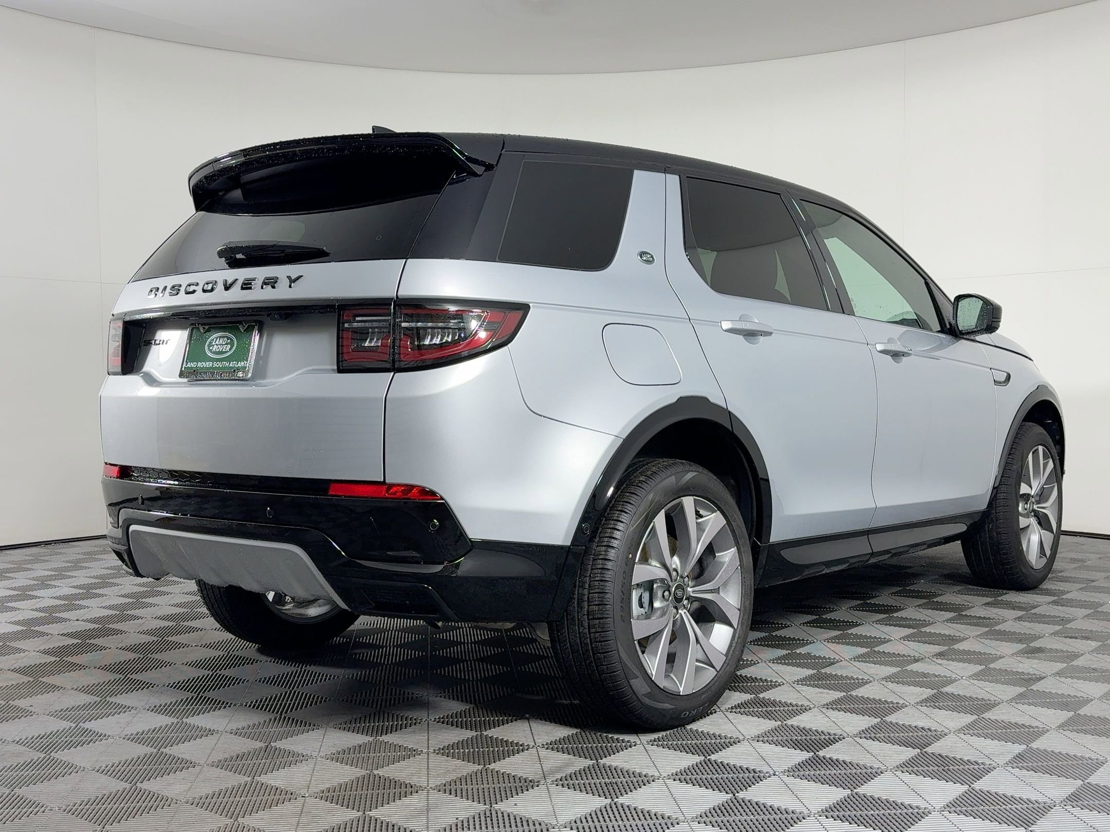 2026 Land Rover Discovery Sport Landmark