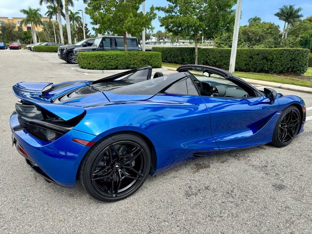 Used 2022 McLaren 720S Spider photo 8