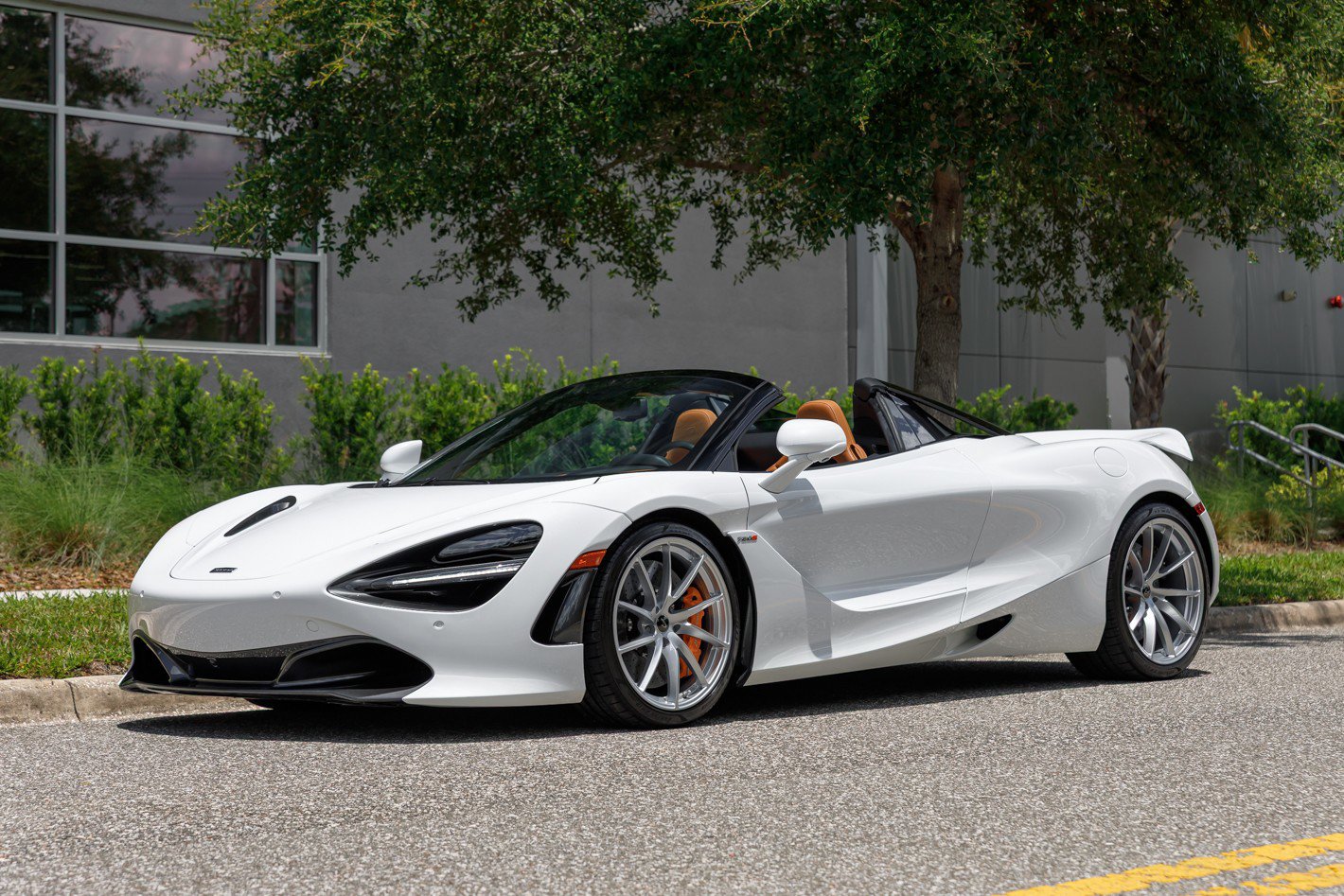 Used 2020 McLaren 720S Spider photo 22