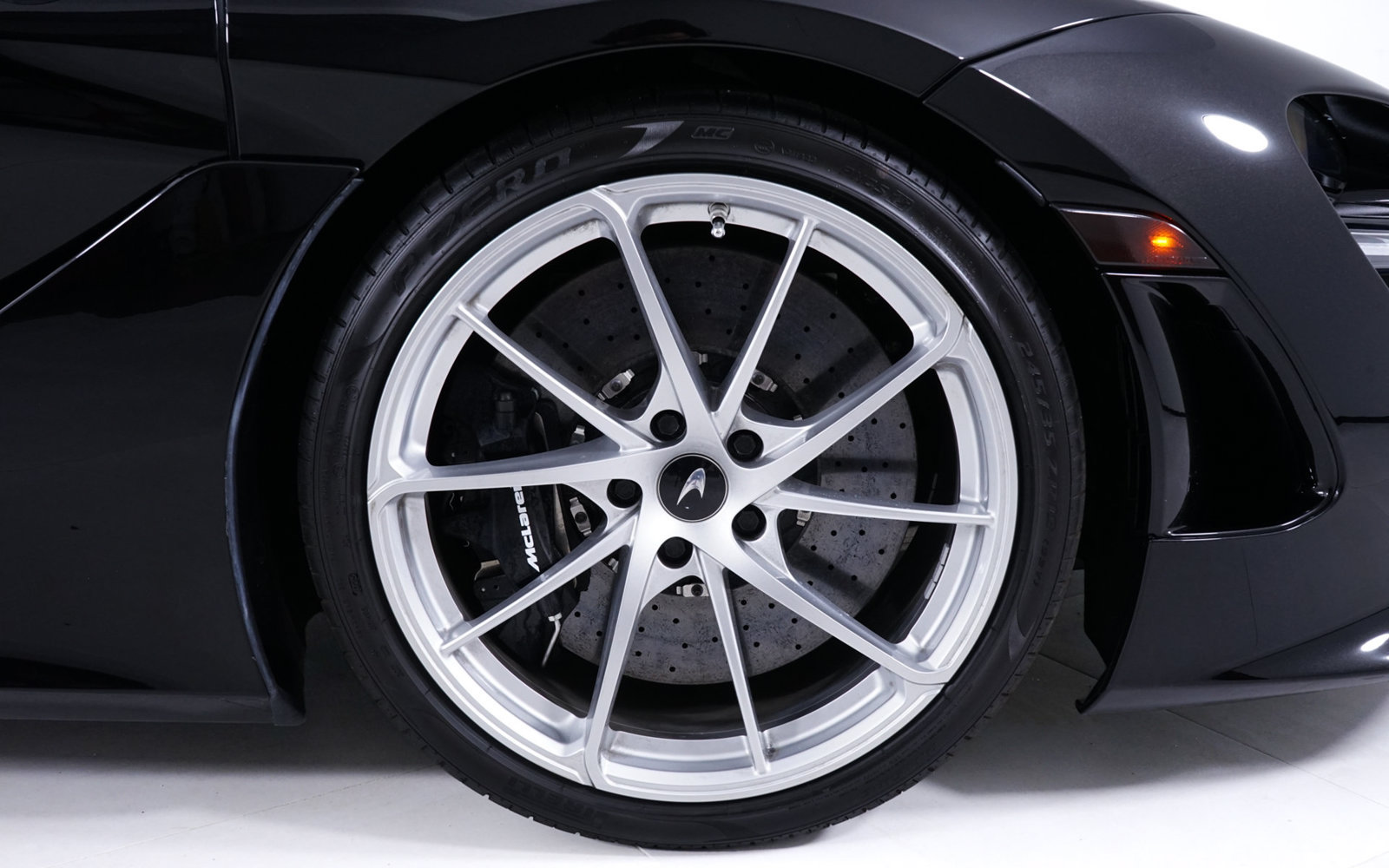 Used 2026 McLaren 750S Spider photo 16