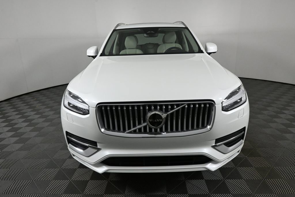 2025 Volvo Xc90 B5 Plus