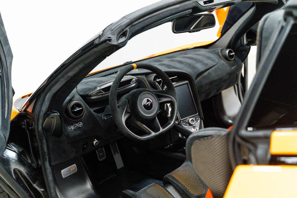 Used 2022 McLaren 765LT photo 5