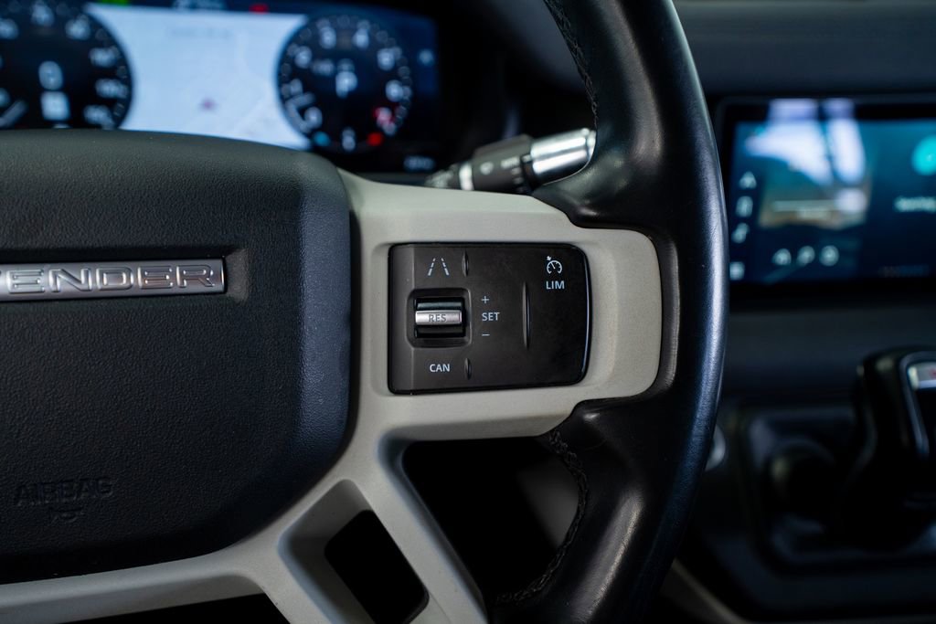 2020 Land Rover Defender 110 SE