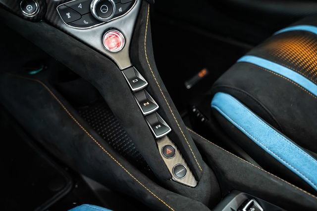 Used 2022 McLaren 765LT photo 47