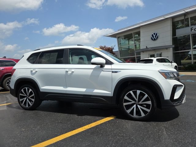 Certified 2024 Volkswagen Taos SE
