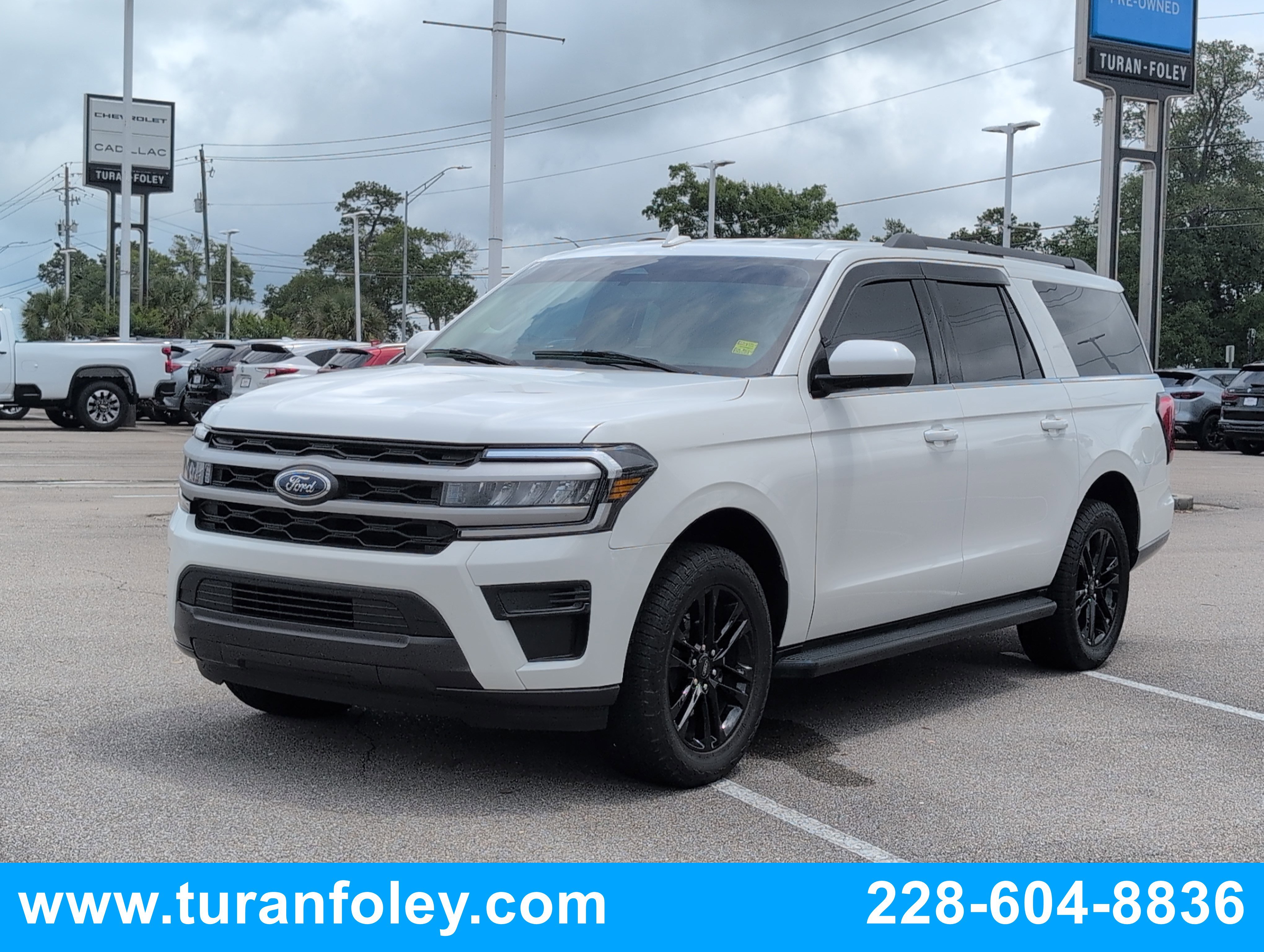 Used 2024 Ford Expedition Max XLT