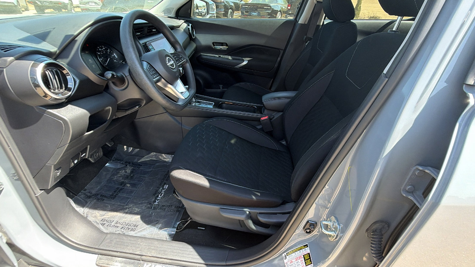 2024 Nissan Kicks SV