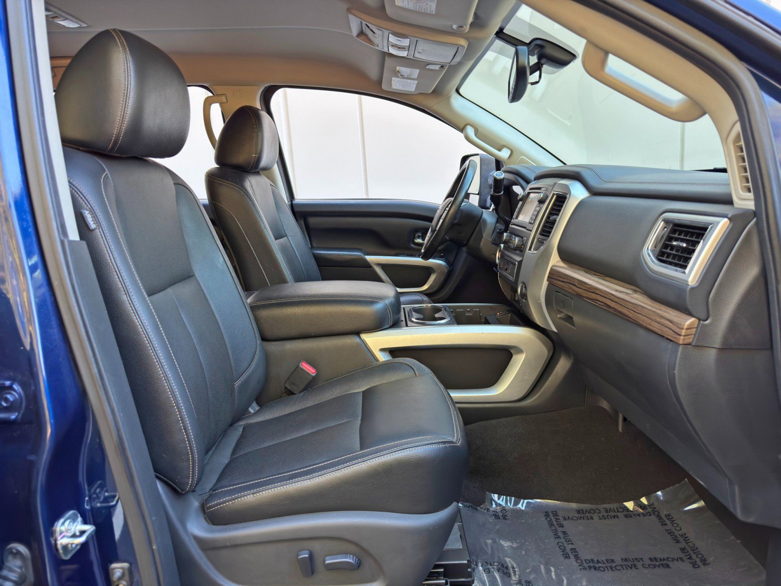 2016 Nissan Titan SL