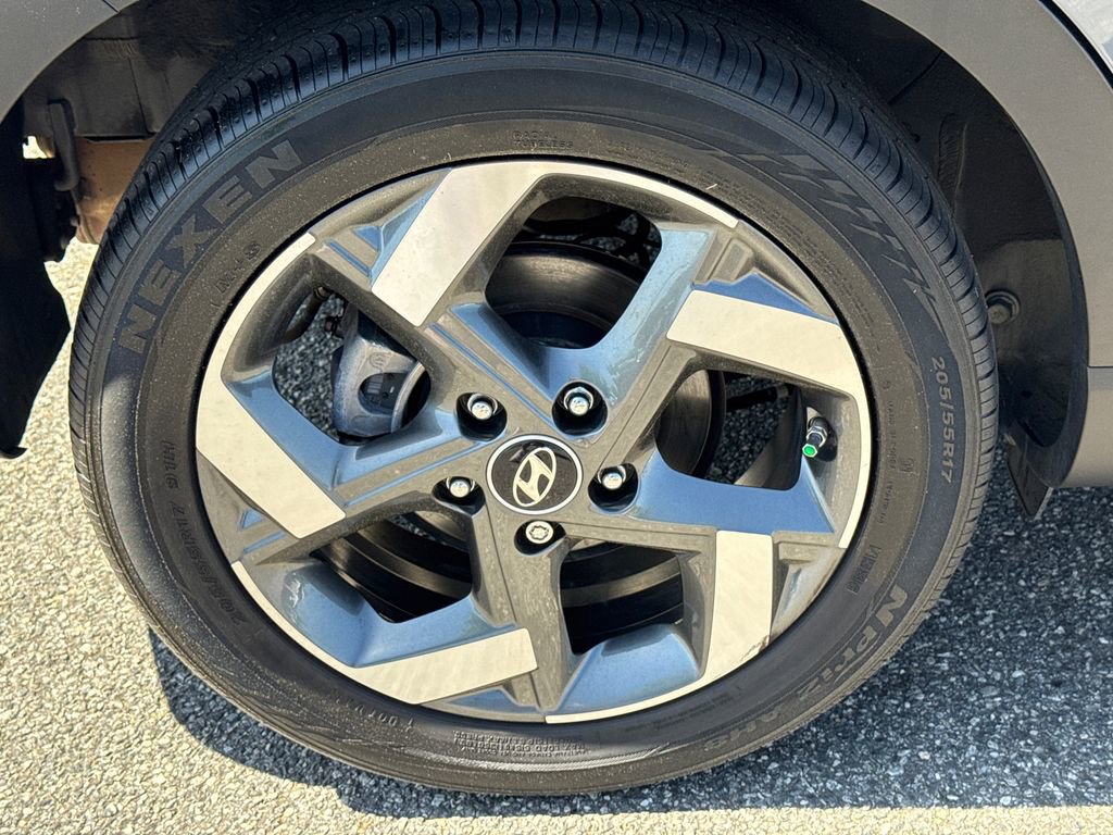 2023 Hyundai Venue SEL