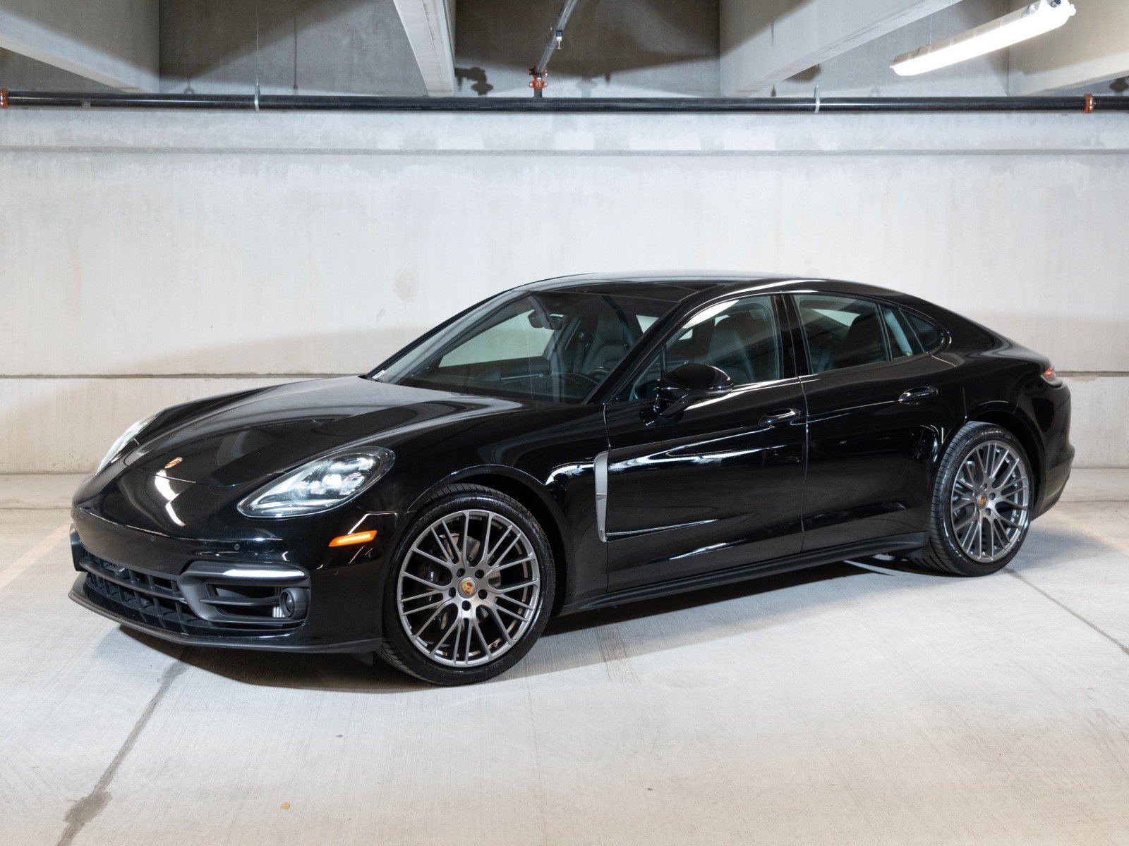Certified 2023 Porsche Panamera 4 Platinum Edition