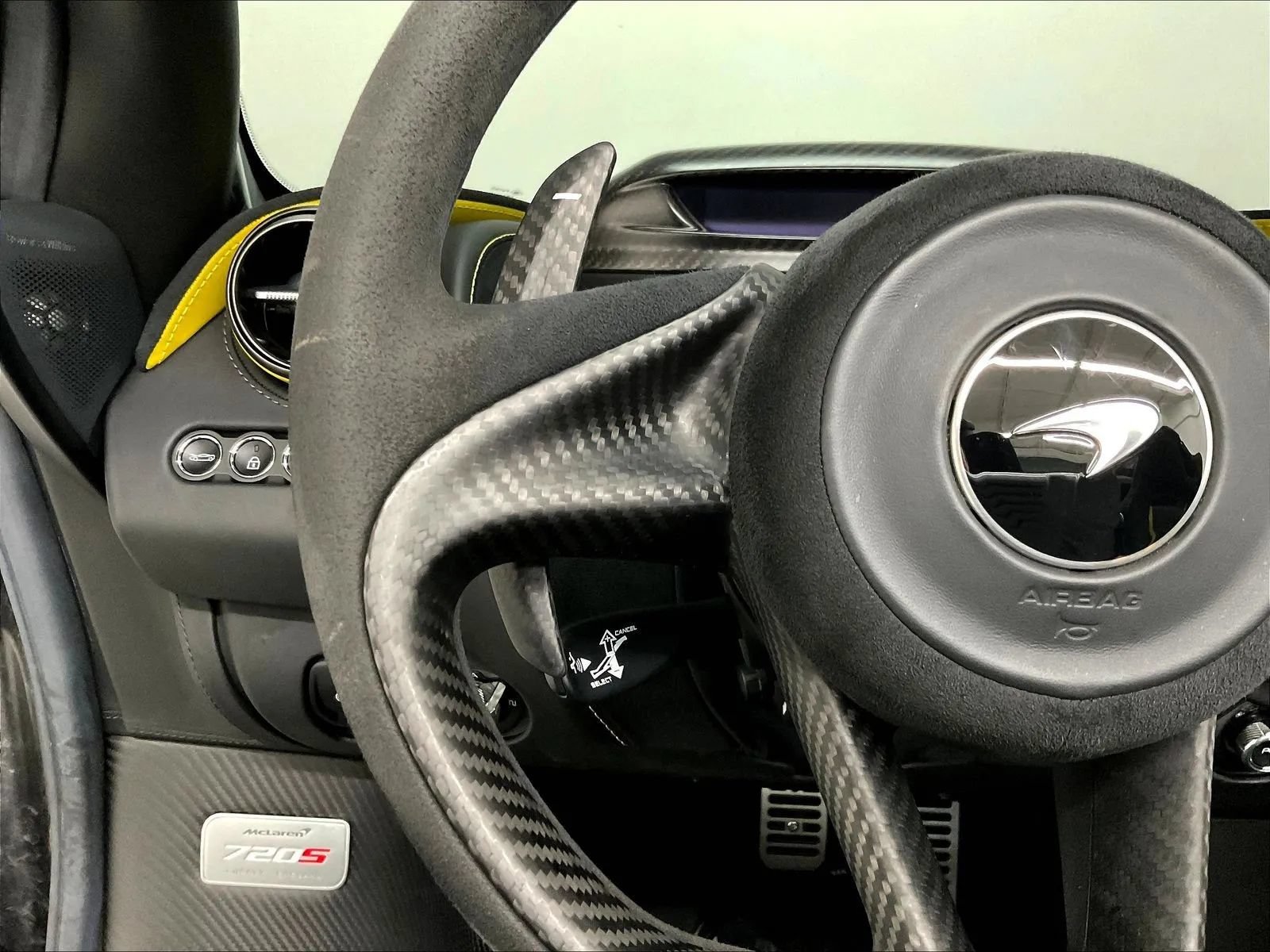 Used 2019 McLaren 720S Performance photo 14