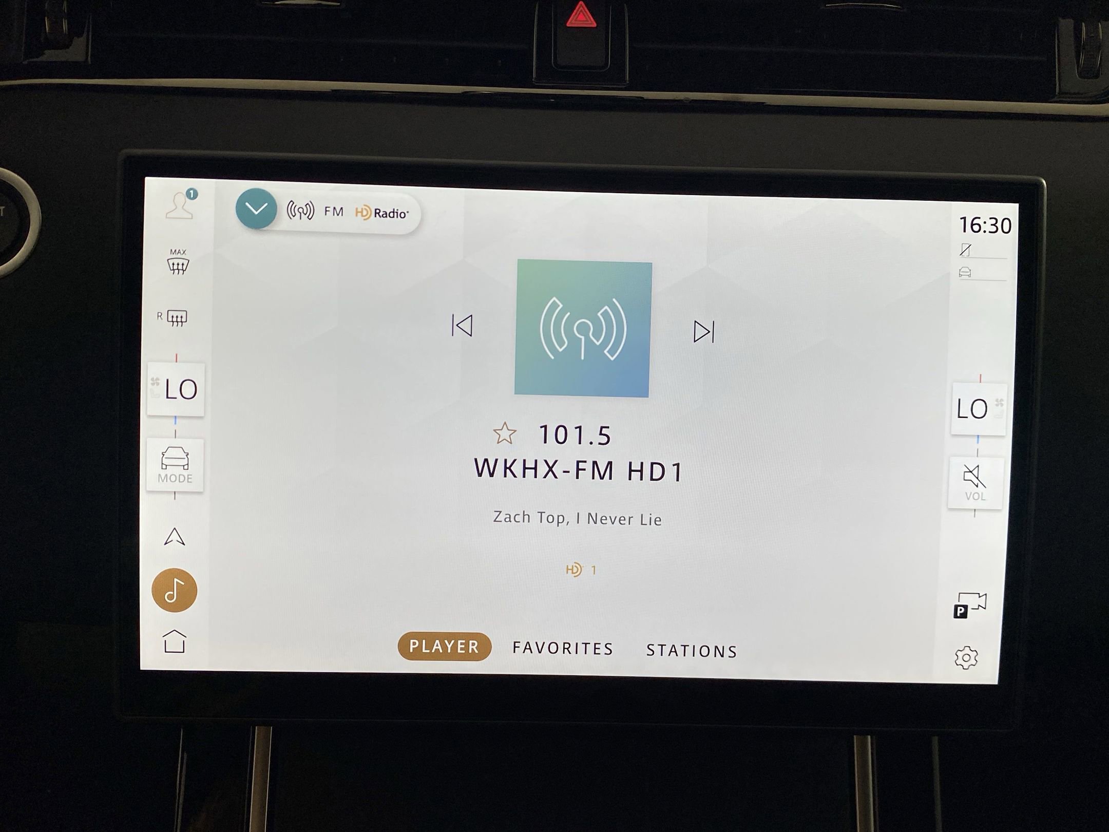 2026 Land Rover Range Rover Evoque S