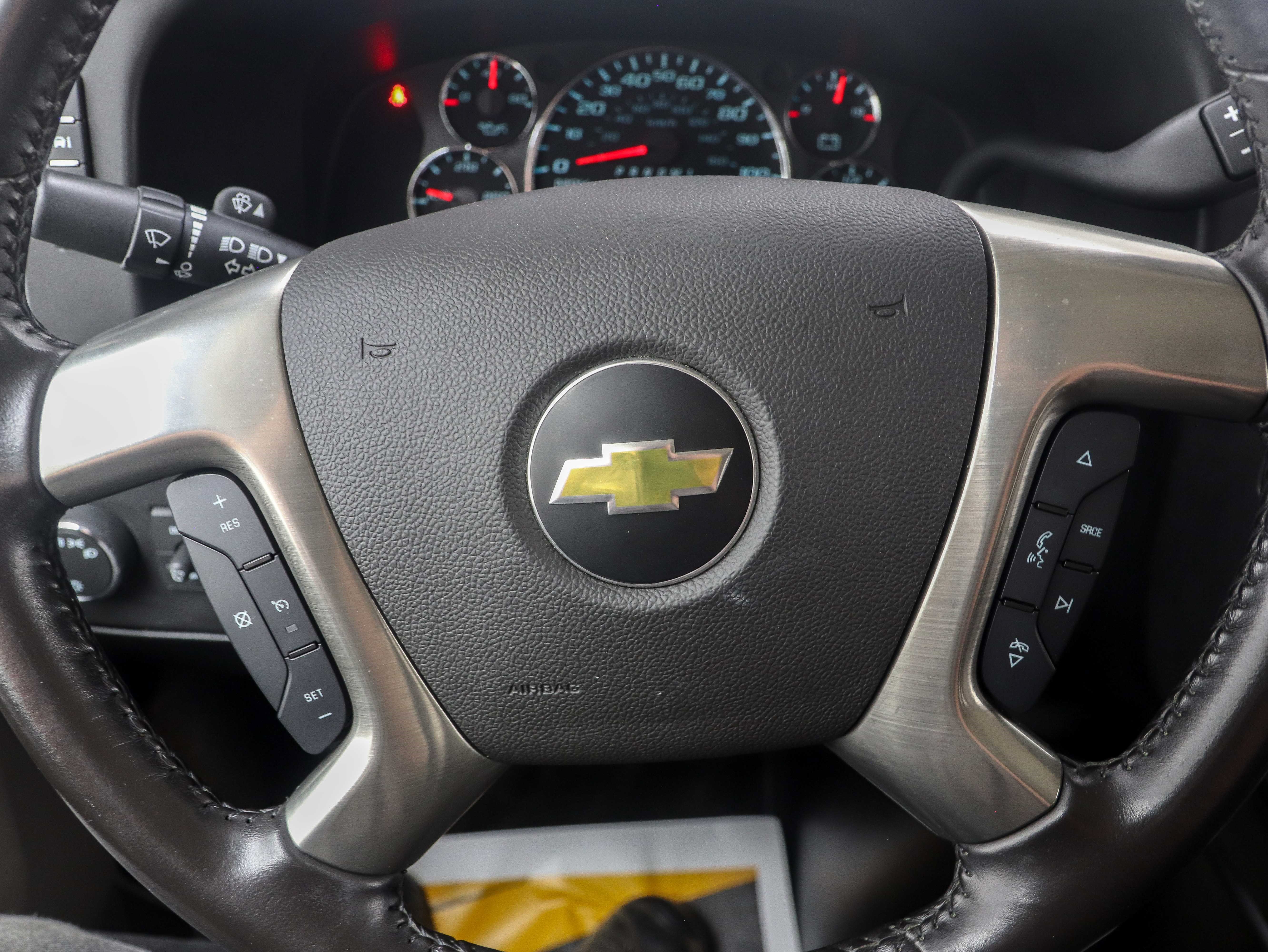 2019 Chevrolet Express Passenger LT - Photo 17