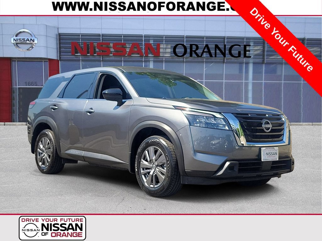 Used 2025 Nissan Pathfinder S