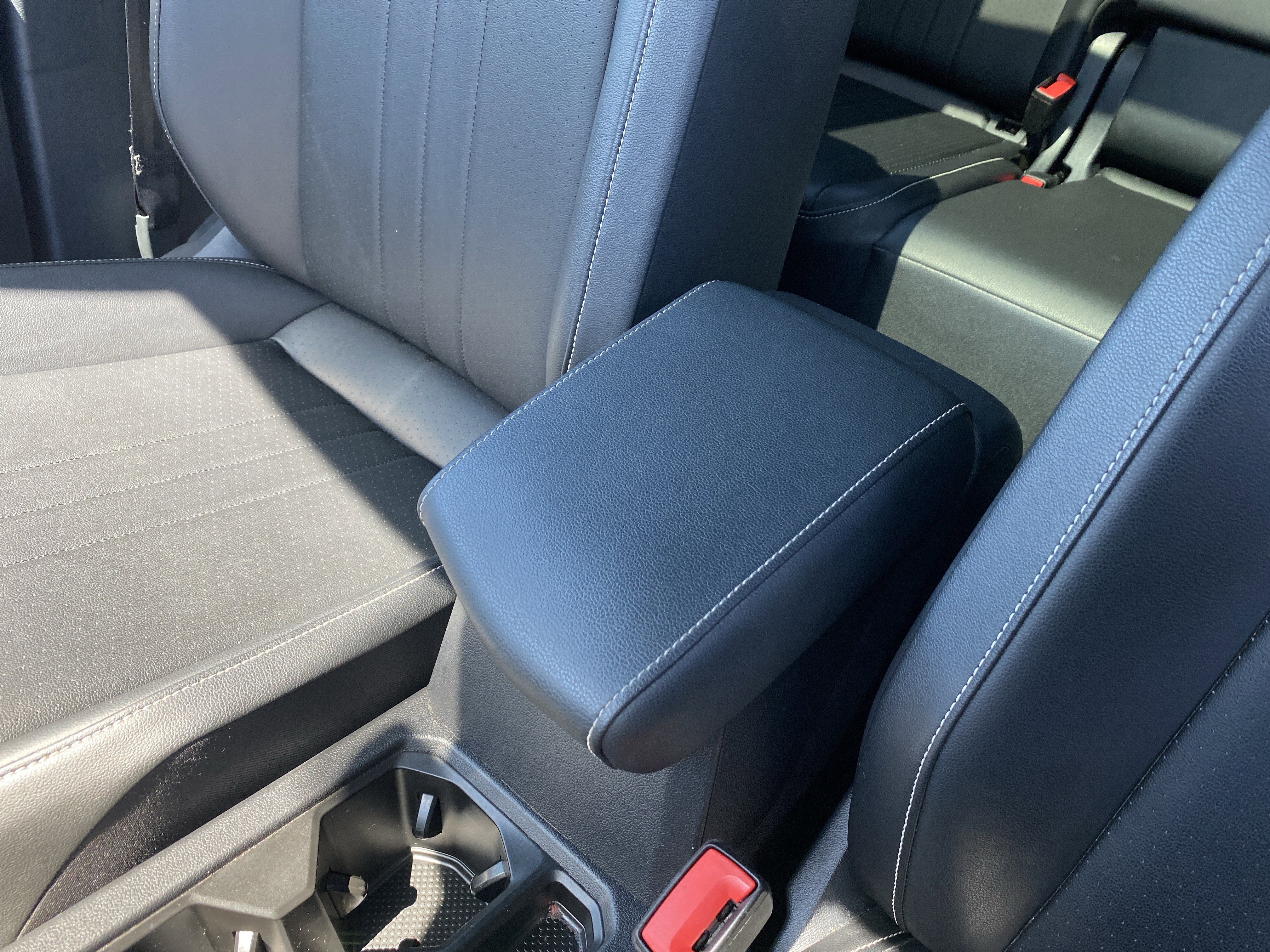 2023 Volkswagen Tiguan SE R-Line