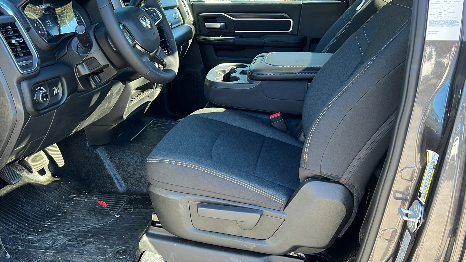 2025 RAM 5500 4x4 Regular Cab