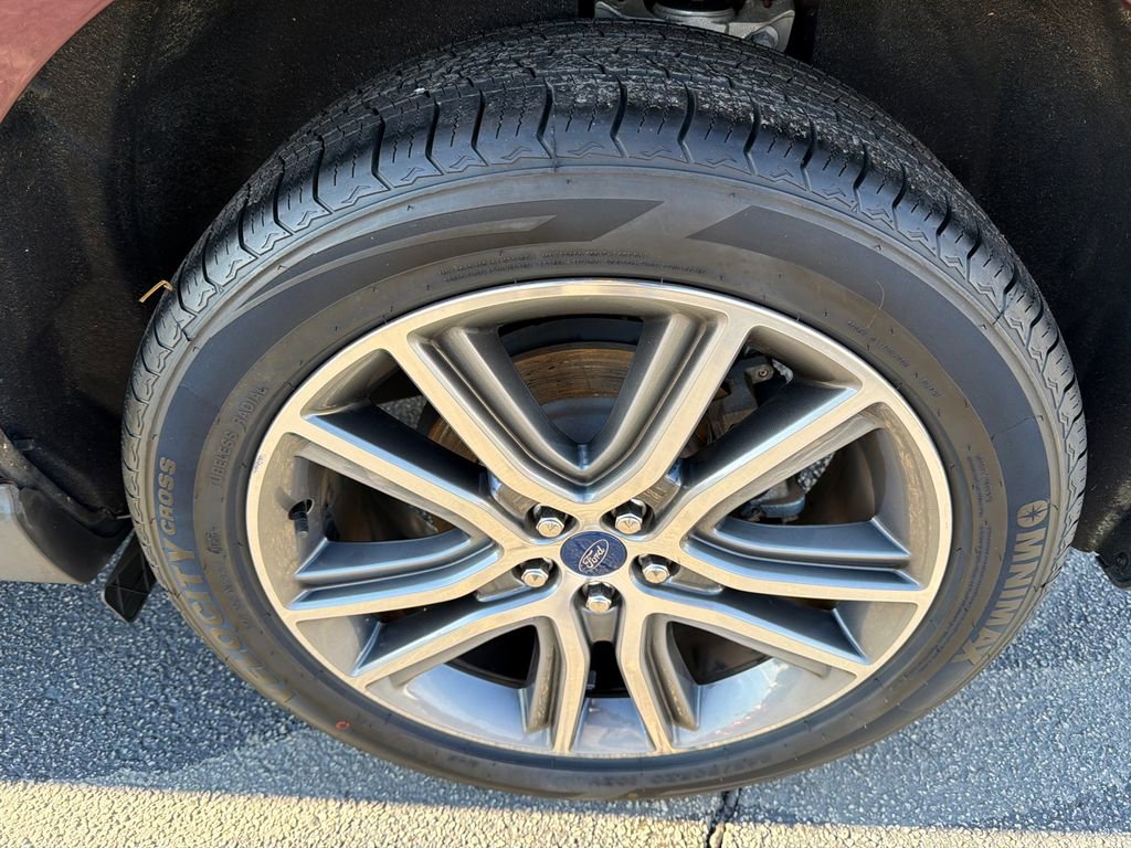 2021 Ford Edge Titanium