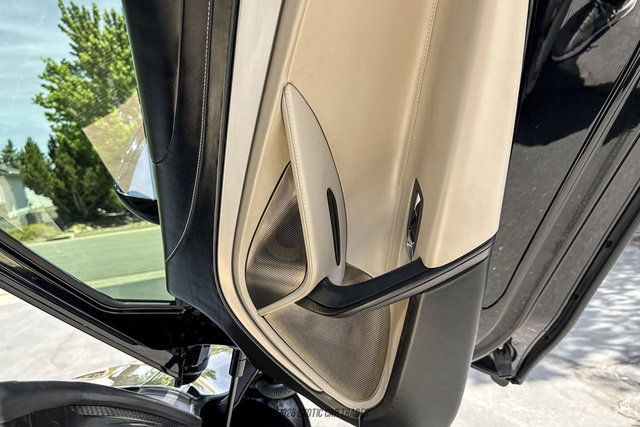 Used 2018 McLaren 720S Luxury photo 32