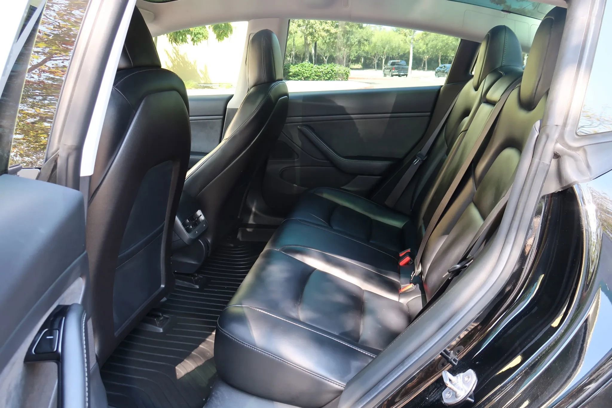 2019 Tesla Model 3 Standard Range Plus