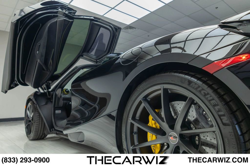Used 2018 McLaren 720S Performance photo 37
