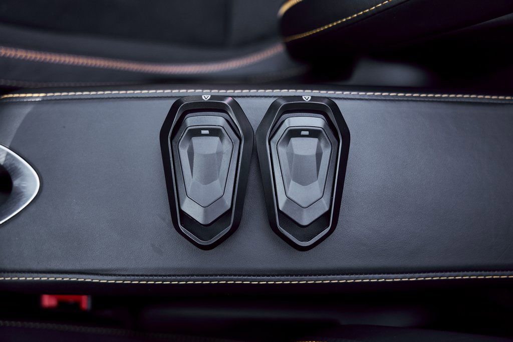 Used 2020 McLaren 720S Spider photo 57