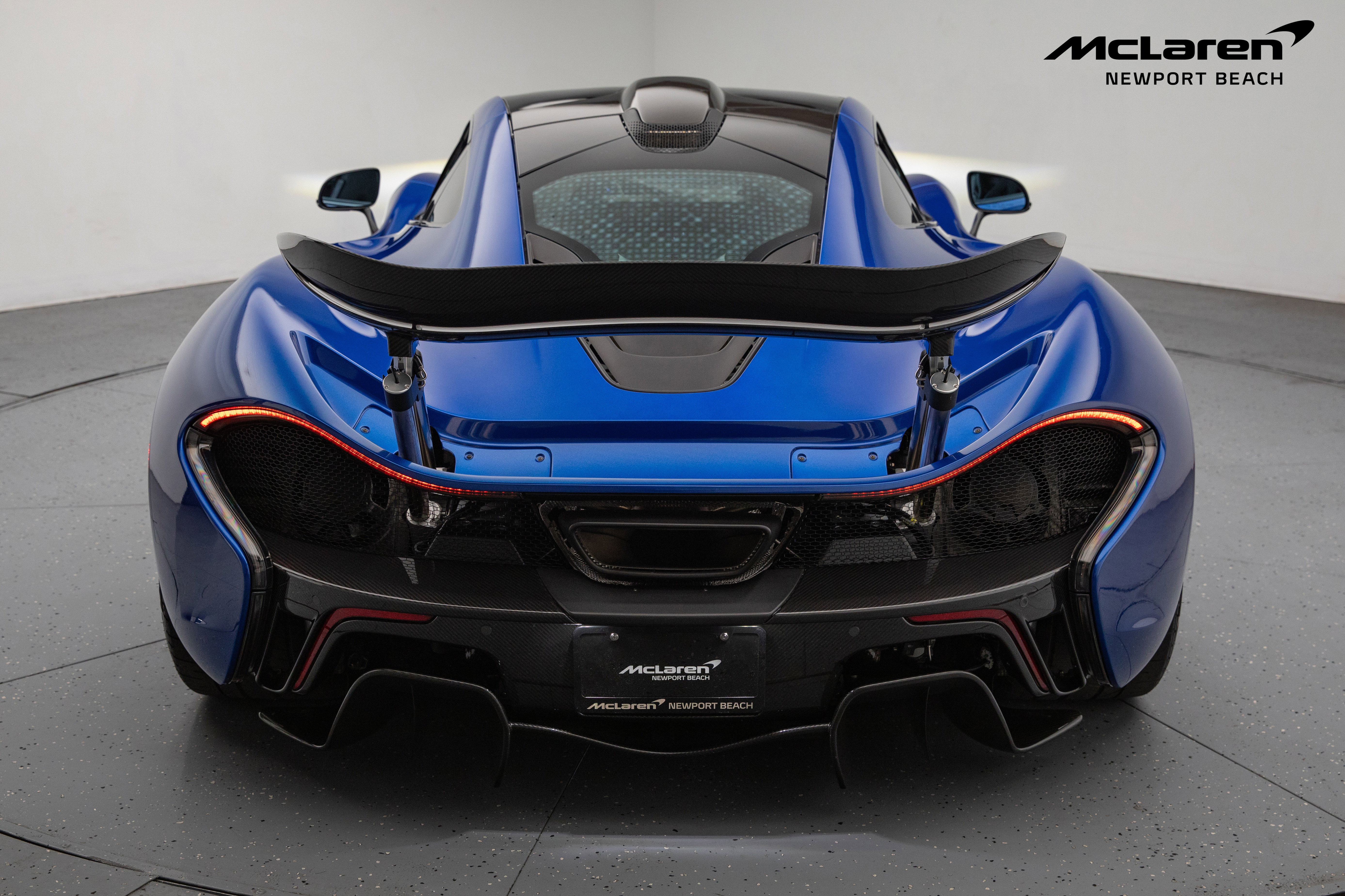 Used 2014 McLaren P1 photo 25