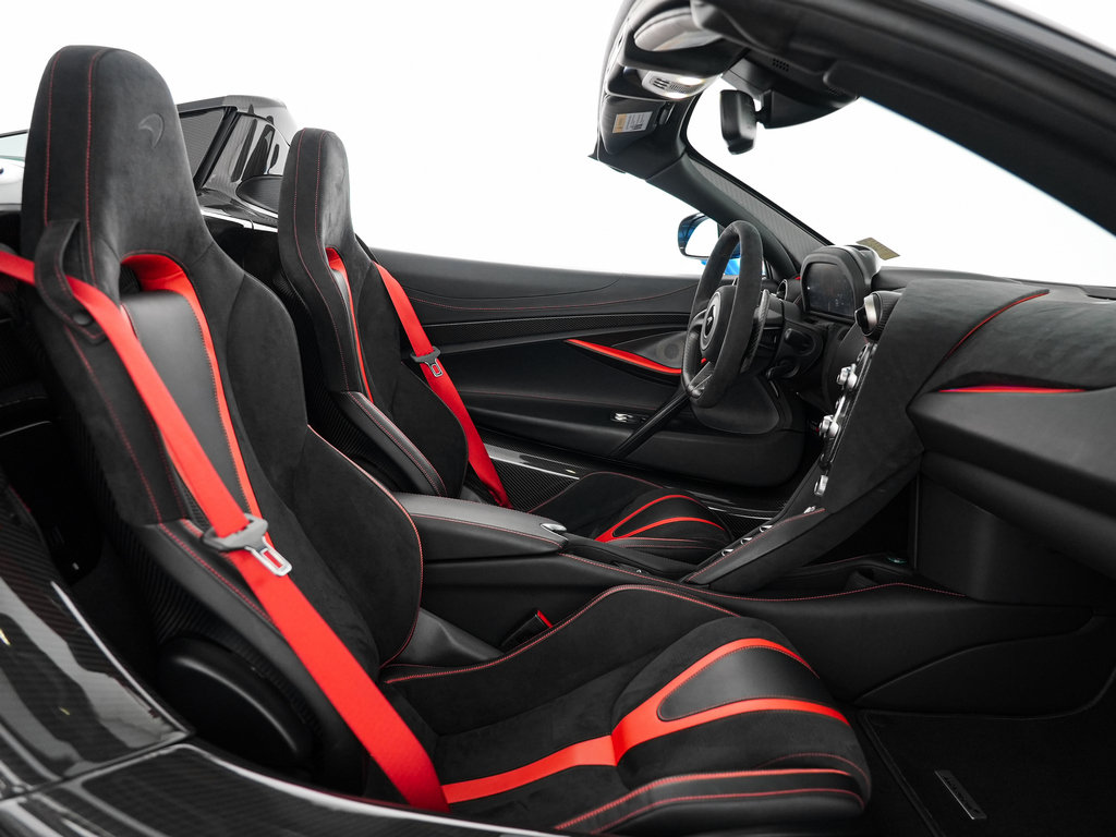 Used 2023 McLaren 720S Performance photo 31