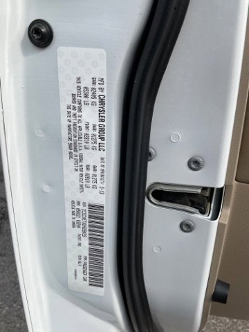 2013 Chrysler 300 C's photo