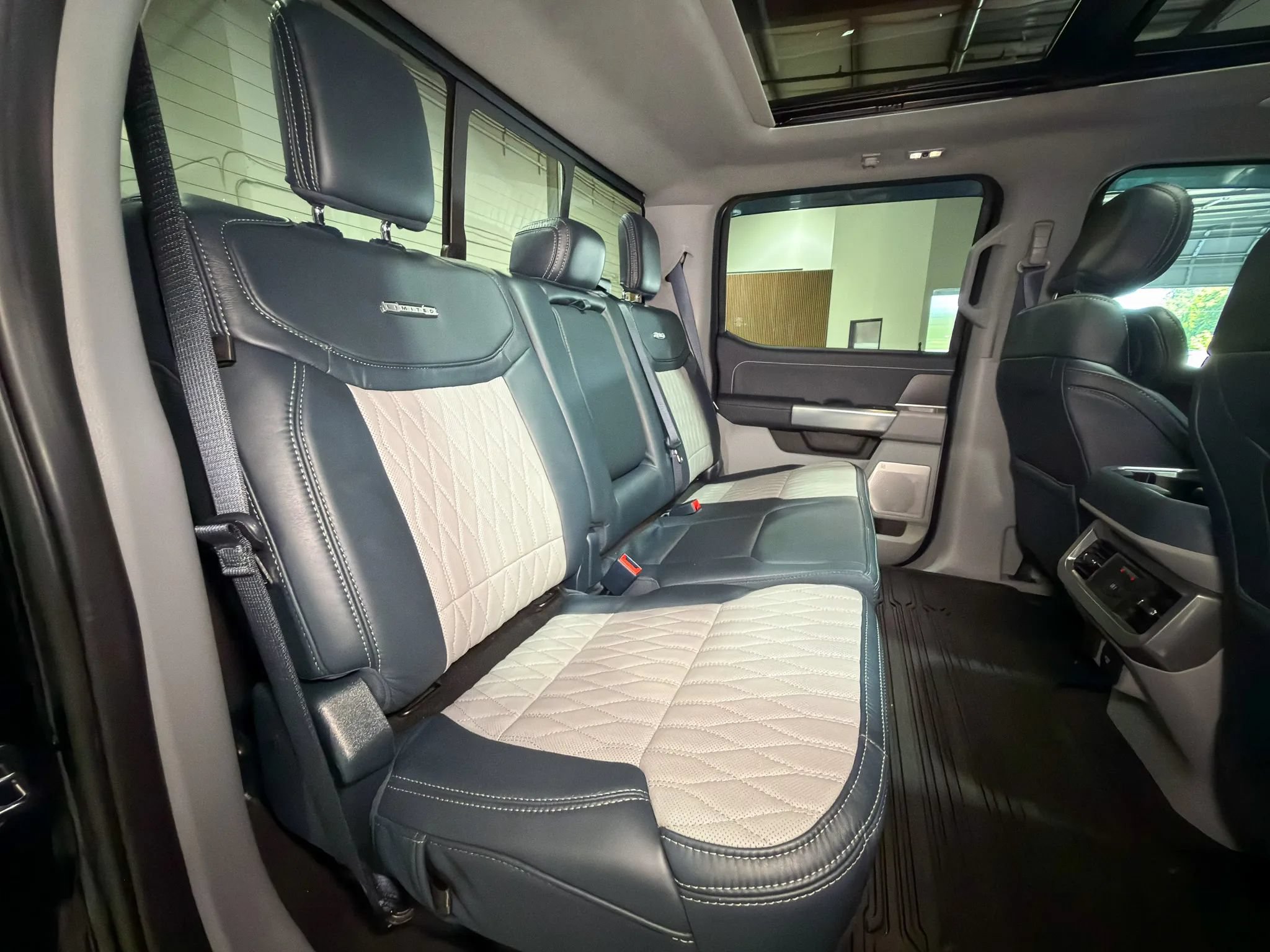 2024 Ford F-250 Super Duty Limited - Photo 24