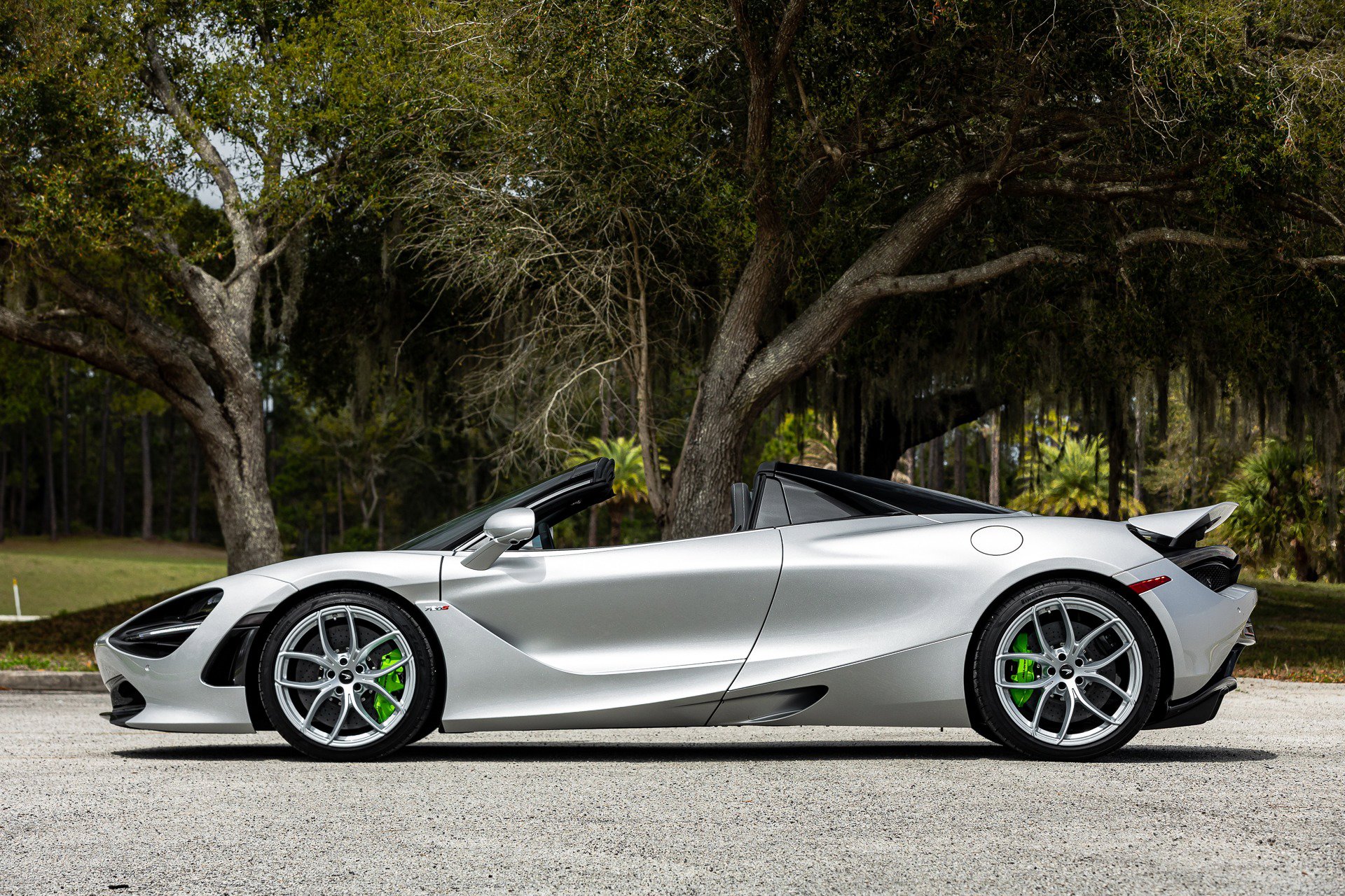 Used 2020 McLaren 720S Luxury photo 14