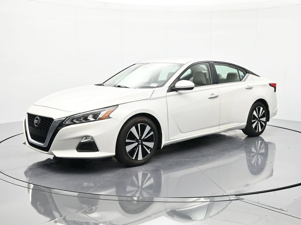 Certified 2022 Nissan Altima 2.5 SV