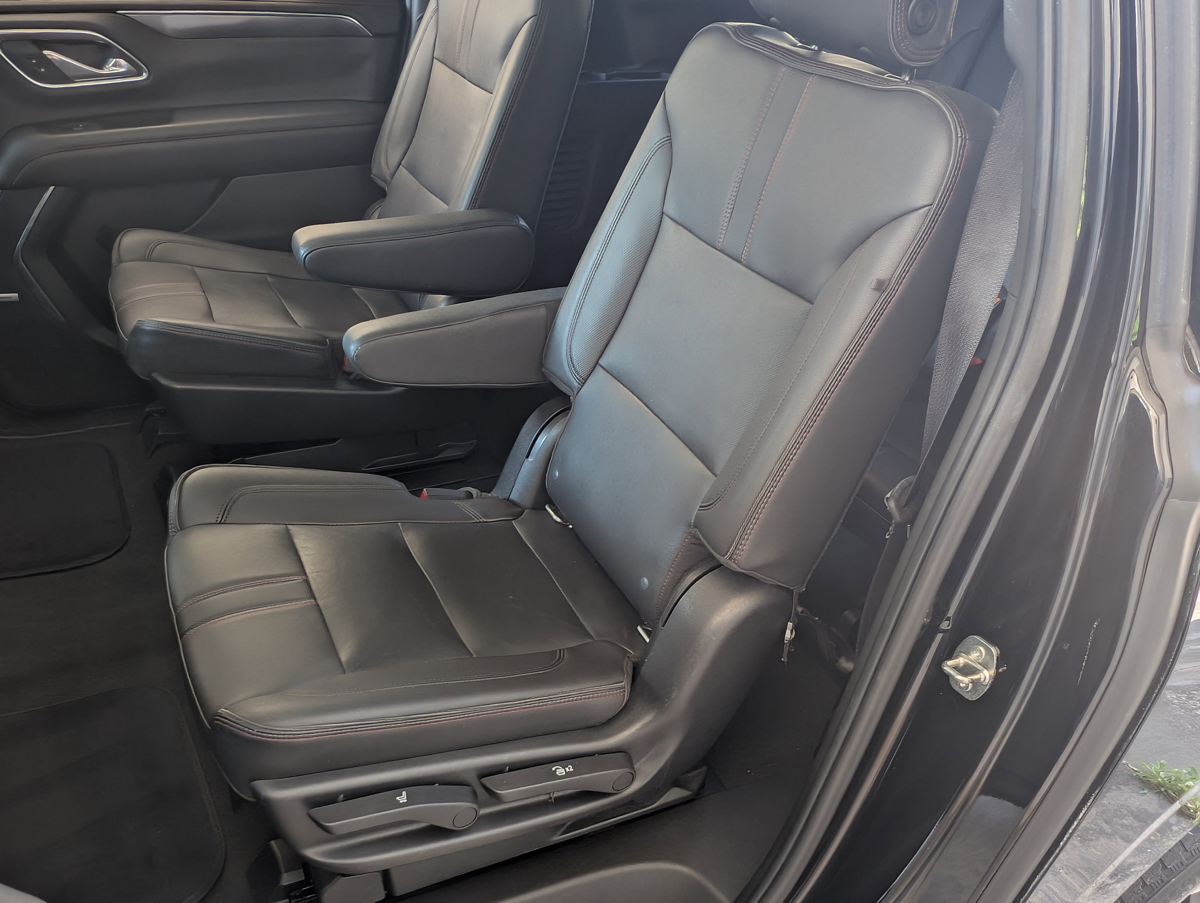 2021 Chevrolet Suburban RST