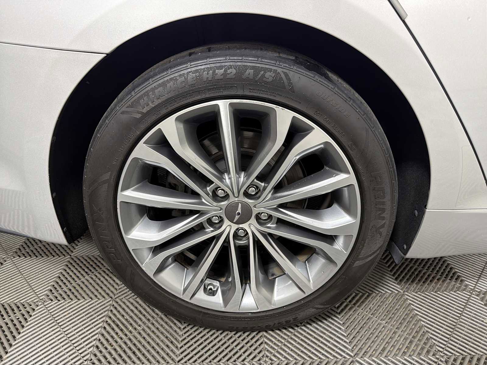 2017 Genesis G80 3.8