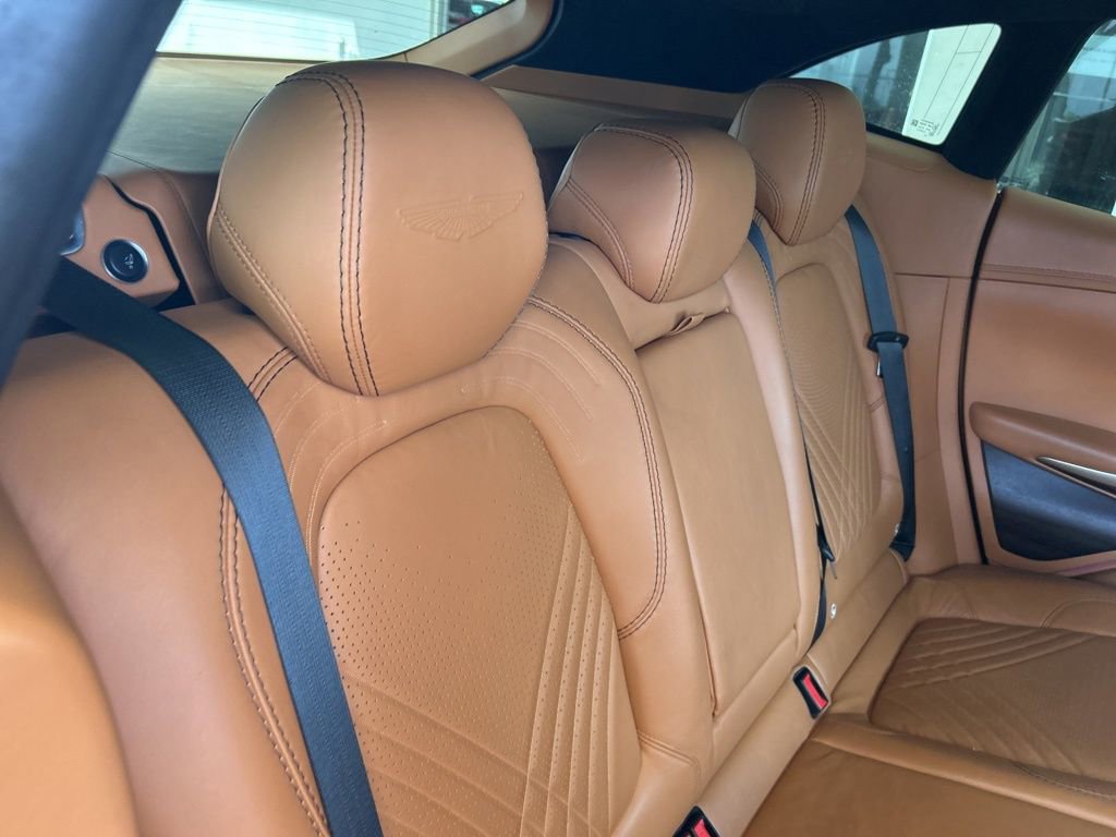 2023 Aston Martin DBX