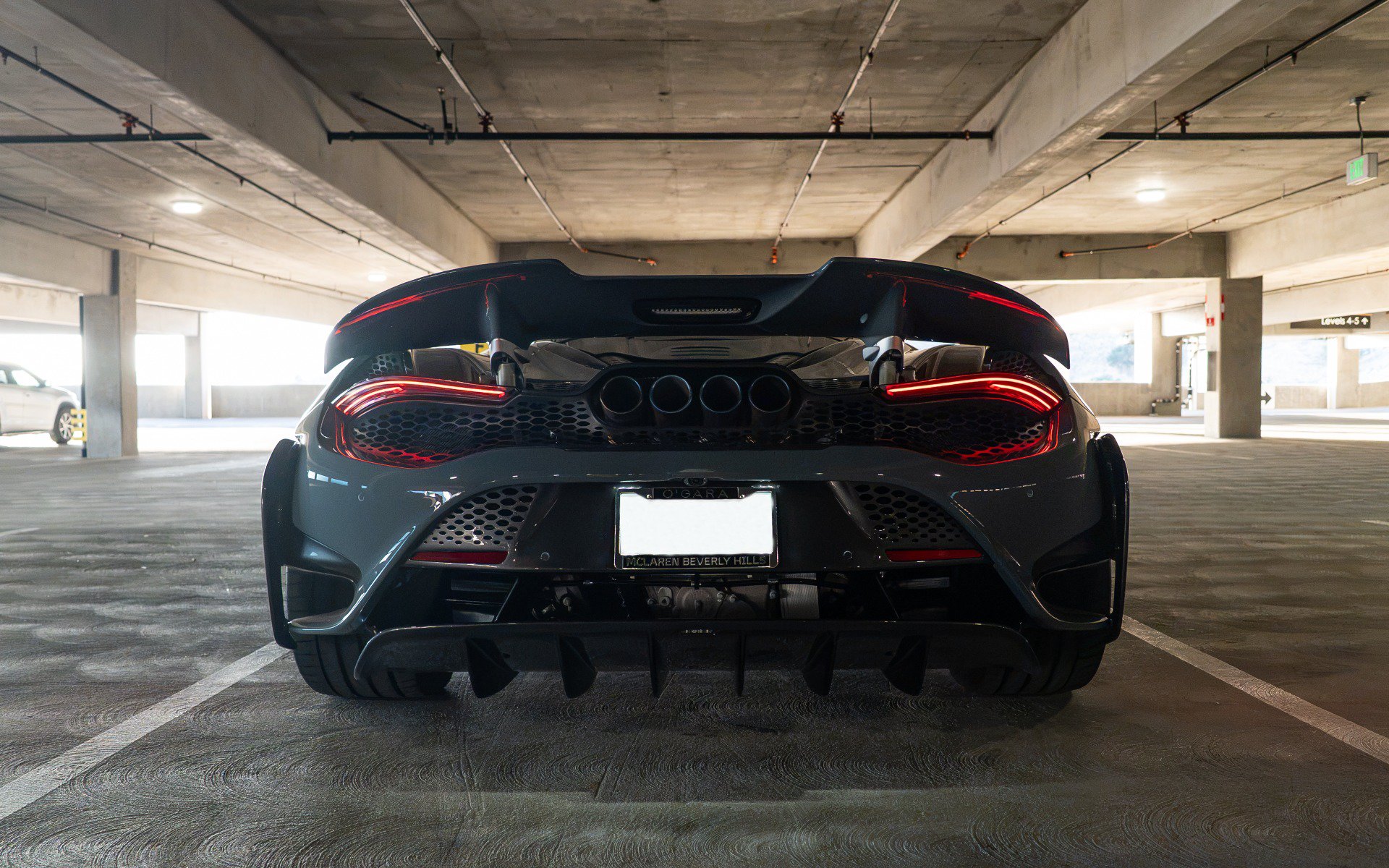 Used 2021 McLaren 765LT photo 15