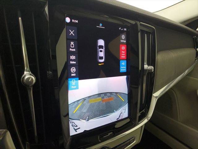 2023 Volvo S90 B6 Plus