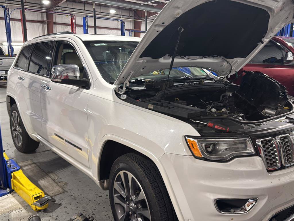 Used 2017 Jeep Grand Cherokee Overland w/ Jeep Active Safety Group