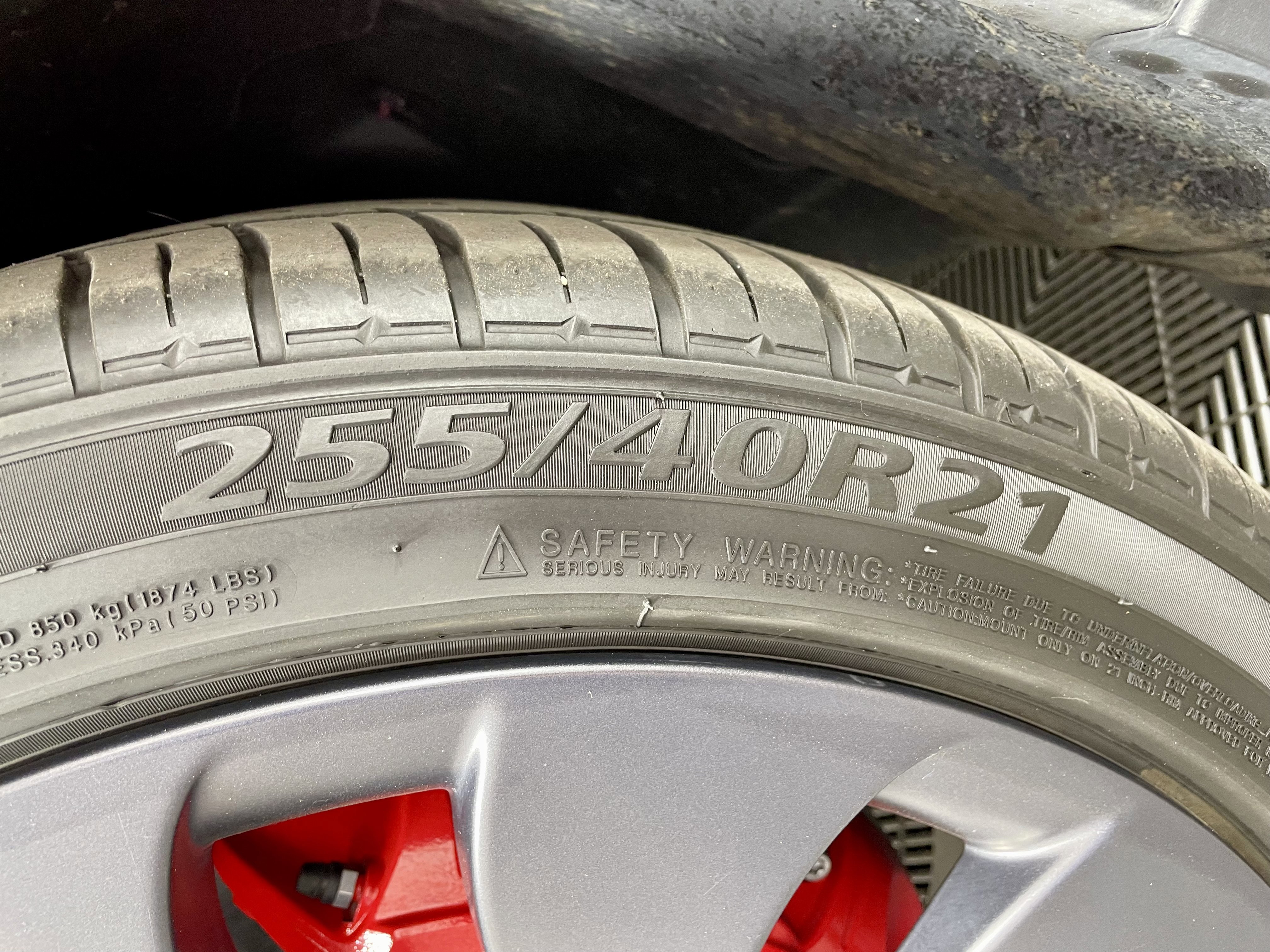 2024 Tesla Model Y Performance