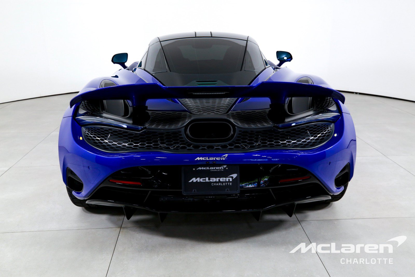 Used 2025 McLaren 750S photo 8