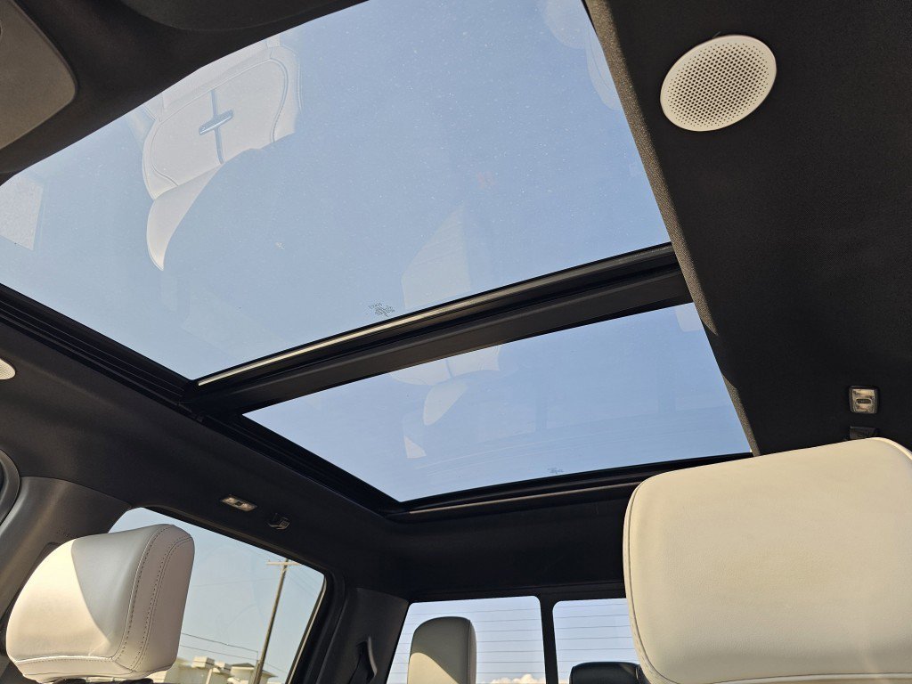 2024 Ford F150 Lightning Platinum